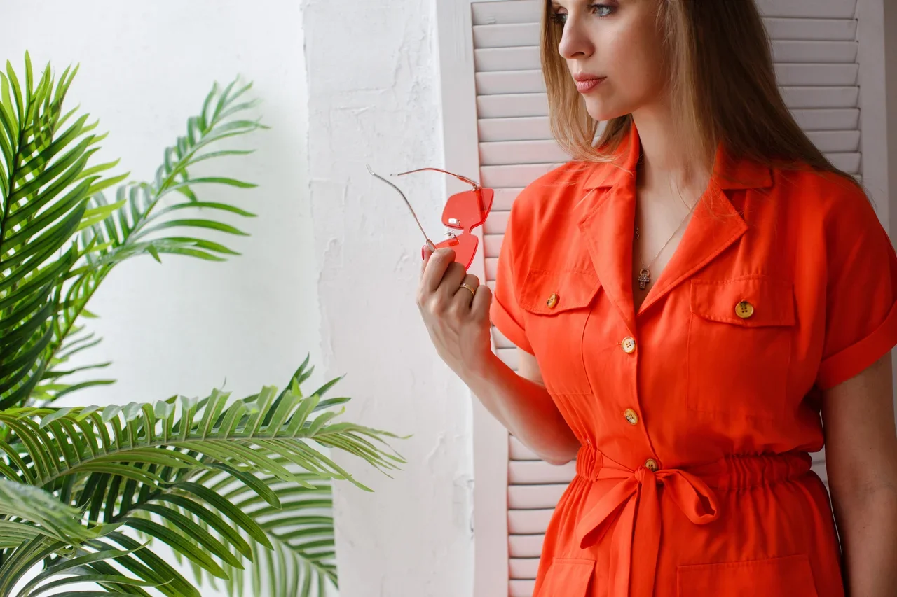 картинка Платье с 4-мя карманами оранжевое от магазина Компания+