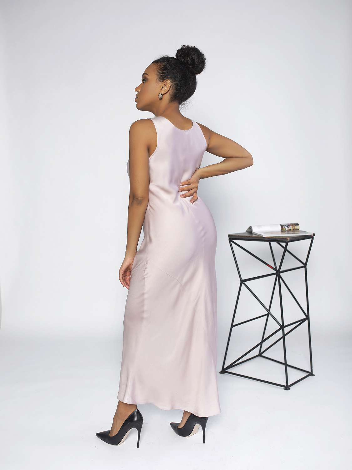 картинка Платье-комбинация розовое шелковое  от магазина Компания+