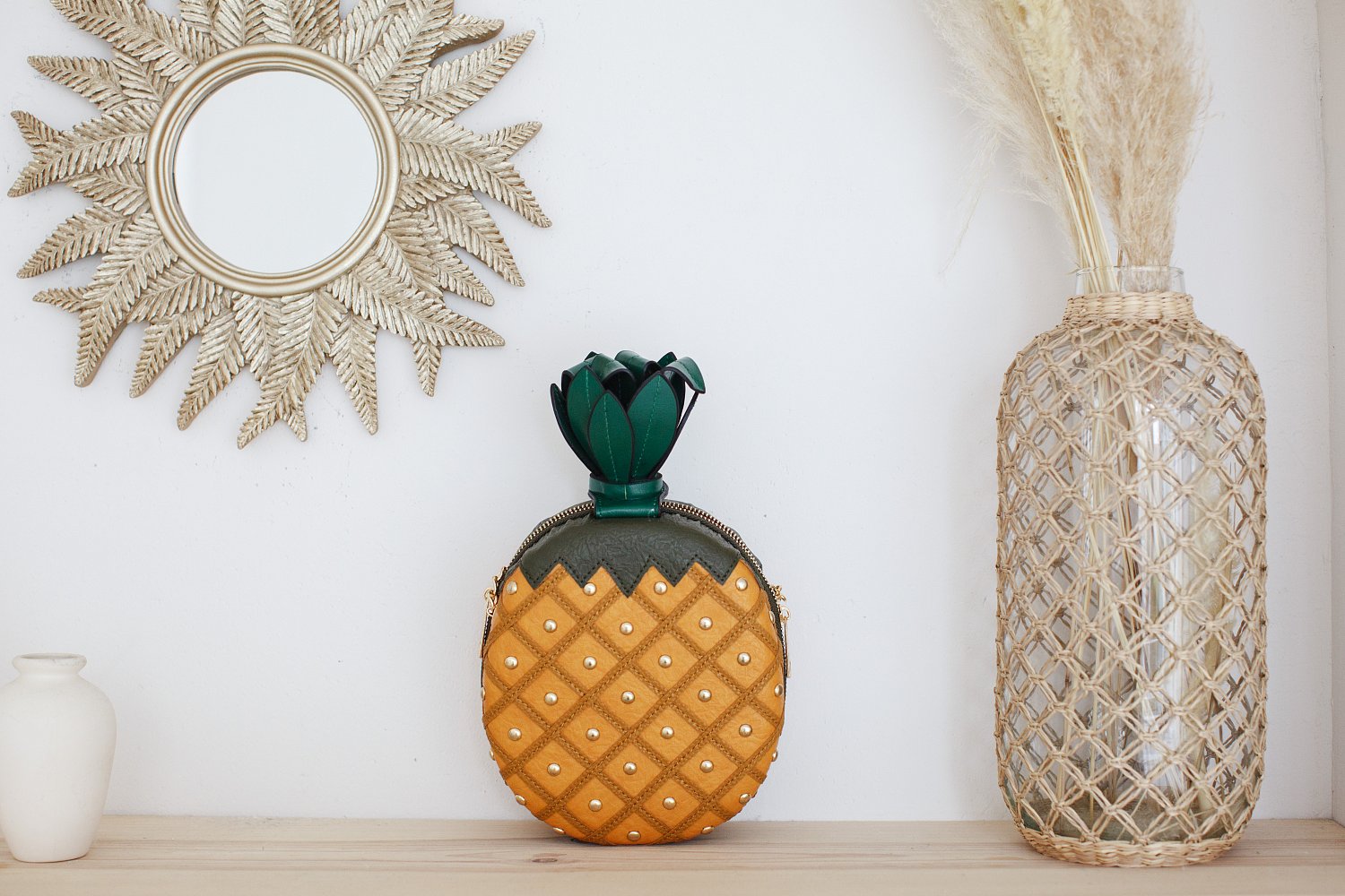 картинка Сумочка ананас овальная от магазина Компания+