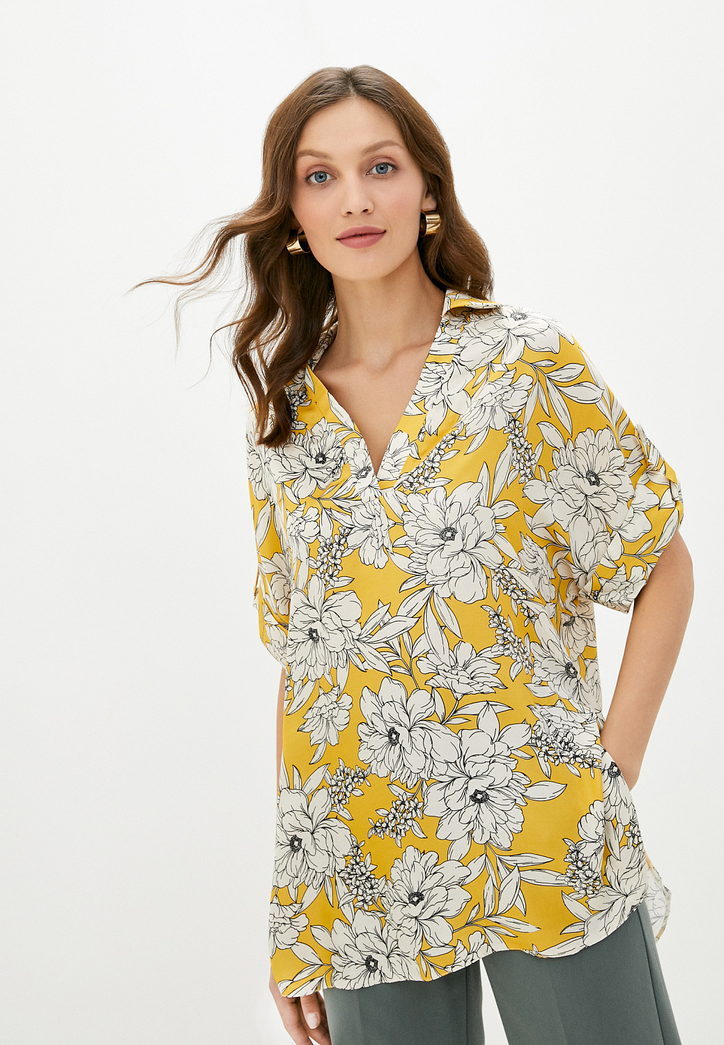 картинка Блузка желтая с белыми цветами от магазина Компания+