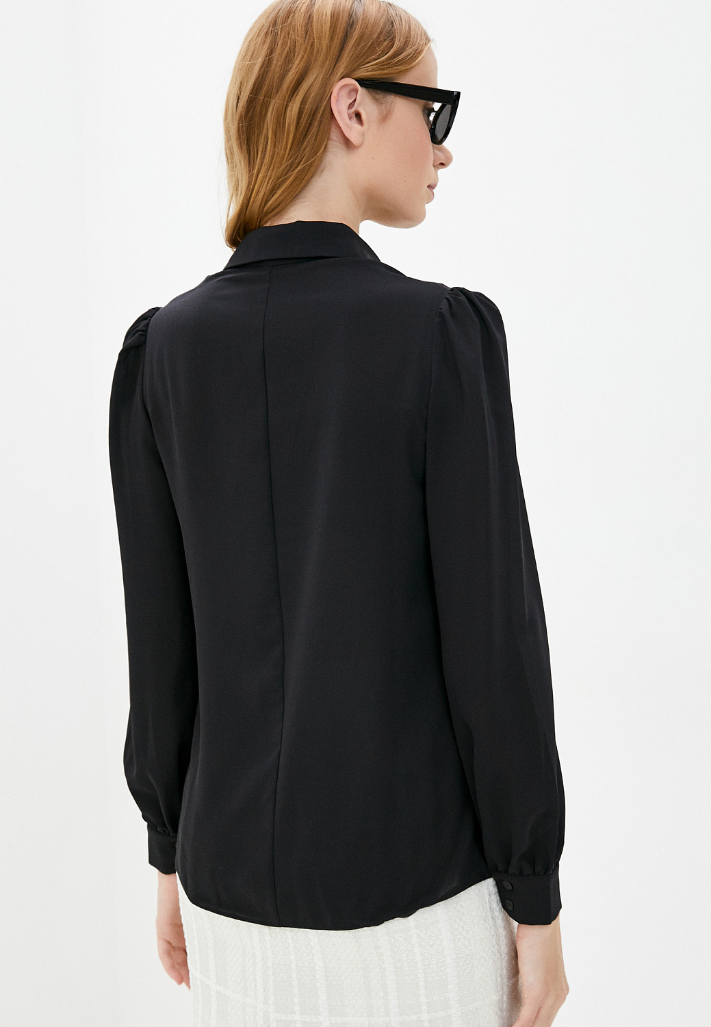 картинка Блузка черная от магазина Компания+