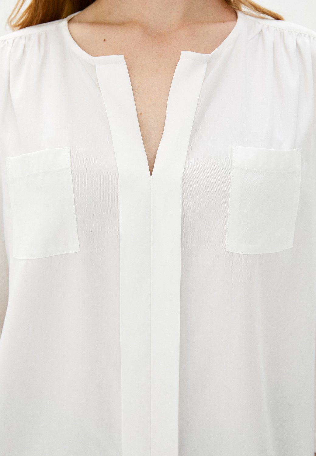 картинка Блузка с карманами и коротким рукавом белая от магазина Компания+